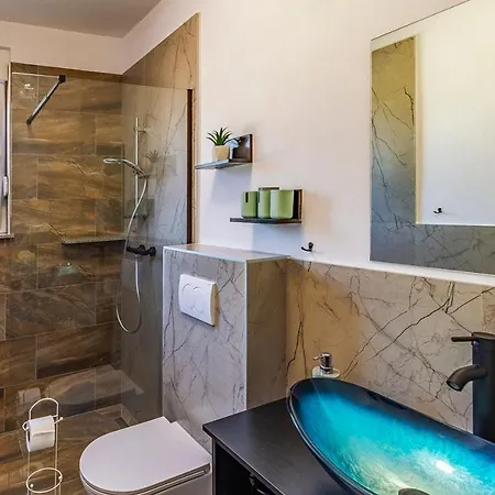 Istriensonne 0785 - Double 1 & Double 2 Mit Pool Апартаменты Loborika