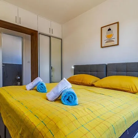 Istriensonne 0785 - Double 1 & Double 2 Mit Pool