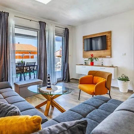 Апартаменты Istriensonne 0785 - Double 1 & Double 2 Mit Pool Loborika