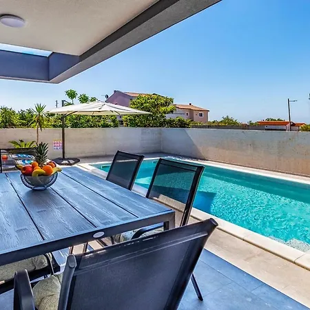 Istriensonne 0785 - Double 1 & Double 2 Mit Pool *