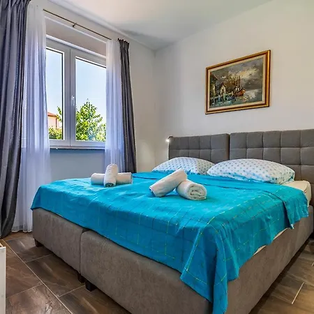 Istriensonne 0785 - Double 1 & Double 2 Mit Pool Loborika