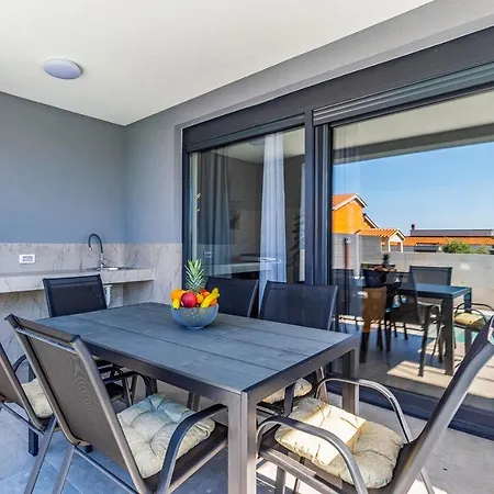 Апартаменты Istriensonne 0785 - Double 1 & Double 2 Mit Pool *