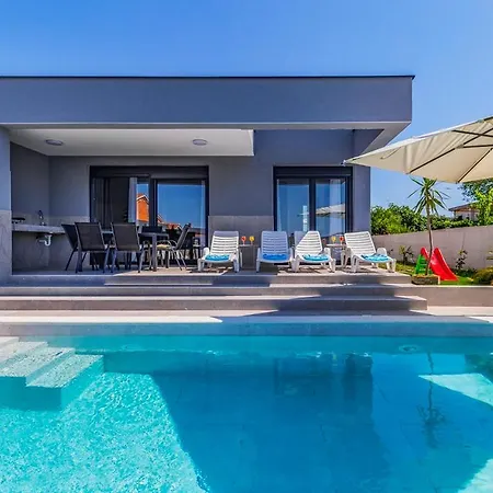 Апартаменты Istriensonne 0785 - Double 1 & Double 2 Mit Pool *