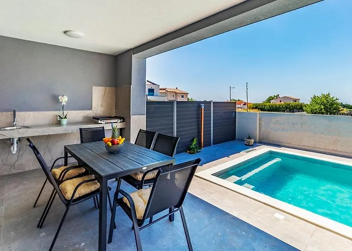 Istriensonne 0785 - Double 1 & Double 2 Mit Pool Loborika