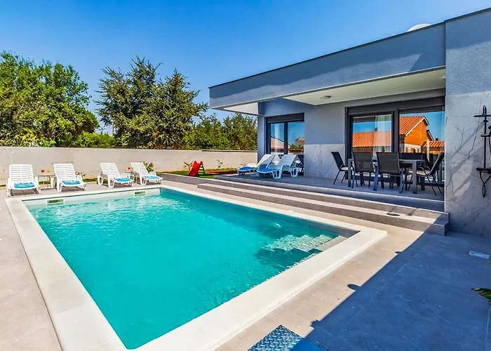 Istriensonne 0785 - Double 1 & Double 2 Mit Pool Daire Loborika