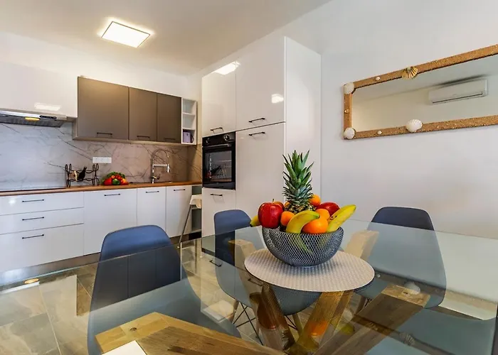 Istriensonne 0785 - Double 1 & Double 2 Mit Pool Daire