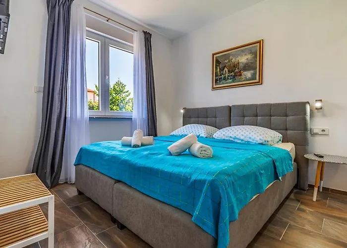 Istriensonne 0785 - Double 1 & Double 2 Mit Pool Loborika