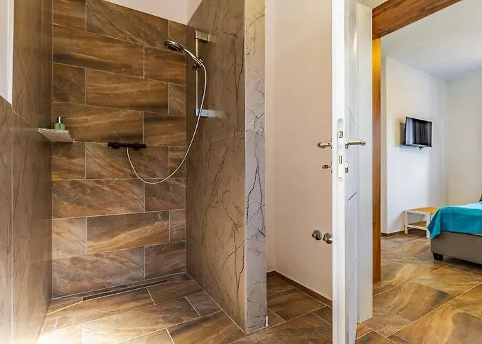 Istriensonne 0785 - Double 1 & Double 2 Mit Pool Appartamento Loborika