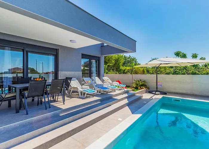 Istriensonne 0785 - Double 1 & Double 2 Mit Pool Loborika